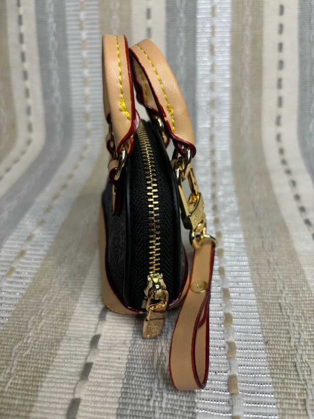 FASHION BAG CHARM - Picture 2 of 5